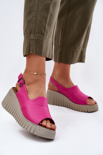 Dames sandalen met elementen van natuurlijk leer op een platform in roze kleur Artiker 54C0789 2