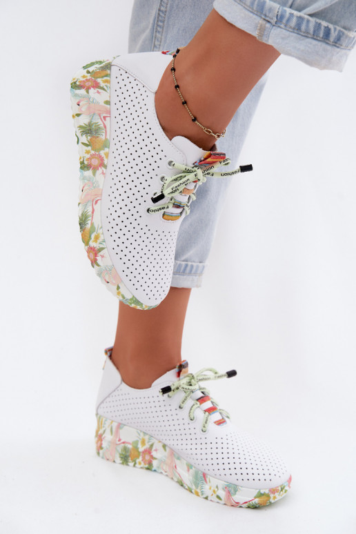 Haut Schuhe mit einer Plattform Artiker 58C0598 Zueiße Farbe