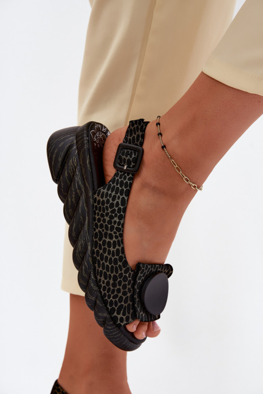 Peau Sandales à plateforme avec des ornements Artiker 58C0296 Noir et-couleur dorée