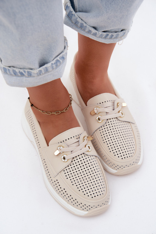 Chaussures à enfiler avec éléments découpés en cuir naturel Artiker 58C0478 couleur sable