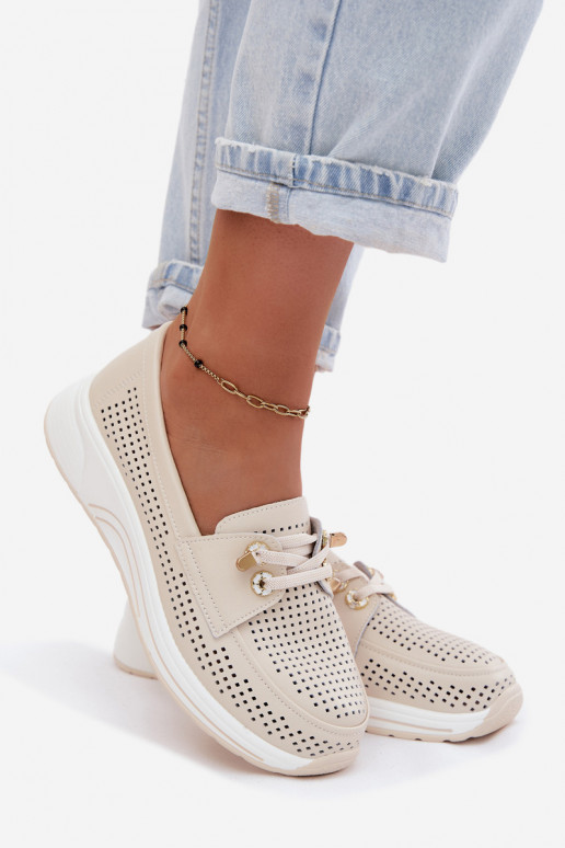 avec des éléments ajourés Un modèle convaincant chaussuresActivéturalnej Skóry Artiker 58C0478 beige