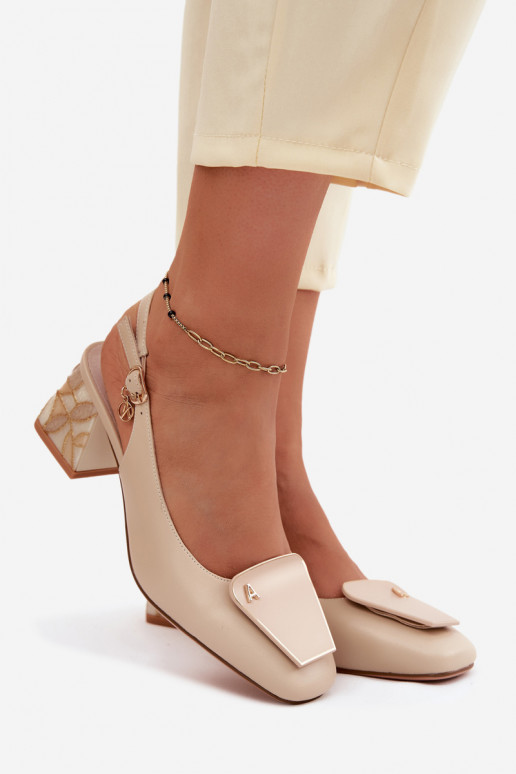 Chaussures en cuir à talons et ornements Artiker 58C0672 couleur sable