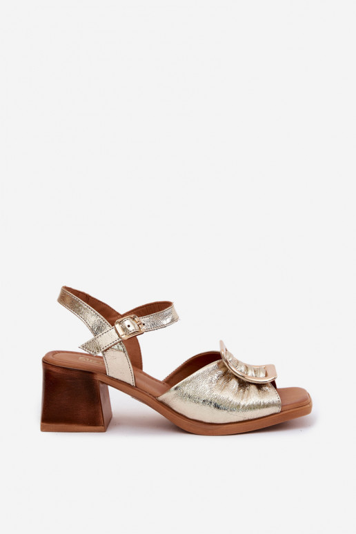 Sandales pour femmes Féminin avec des talons avec boucles Artiker 58C2033 couleur dorée