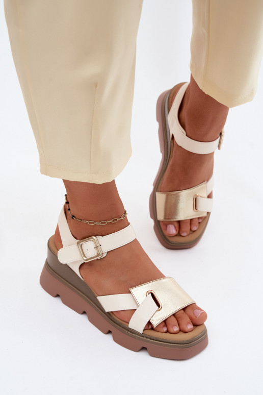 Sandales pour femmes Féminin avec une plateforme Artiker 58C0312 beige-couleur dorée