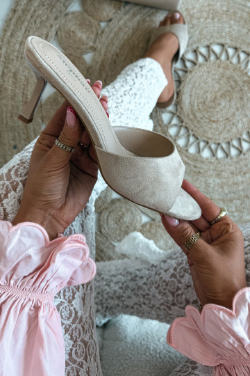 Chaussons en daim synthétique sable avec talons fins Melissea 2