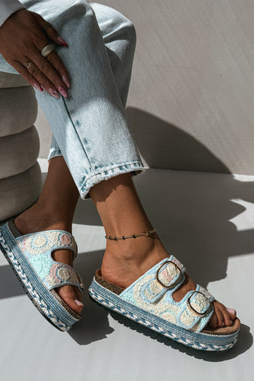 Glimma gehaakte slippers met platform en gespen in blauw 2