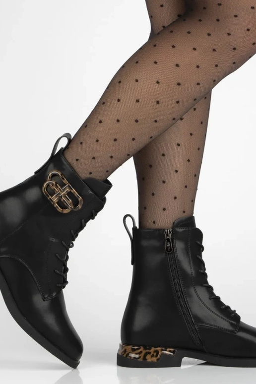 Bottines noires en cuir naturel, ornées d'un imprimé panthère Ricka