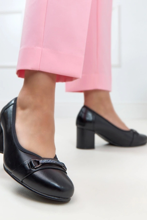 Schwarze Lederpumps mit konturiertem Fußbett Cambell