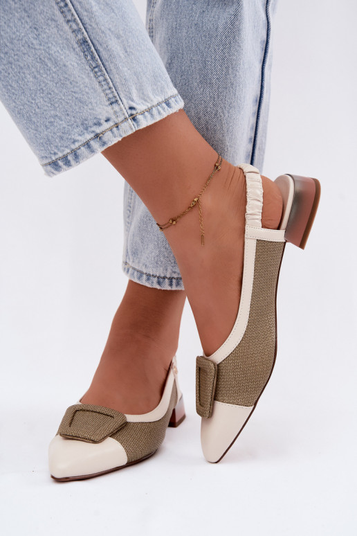 Sandales pour femmes avec boucles décoratives couleur sable