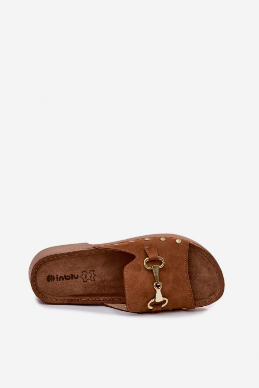 Dames slippers van kunstsuède Inblu TF0002KU bruine kleur