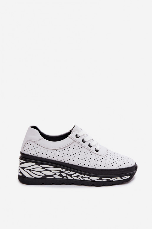 Witte dameschoenen met uitsnijdingen en platform Morra