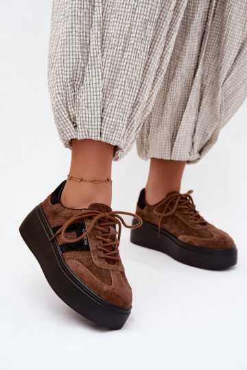 Bruine dames sneakers met platform en perforatie Umbry 2