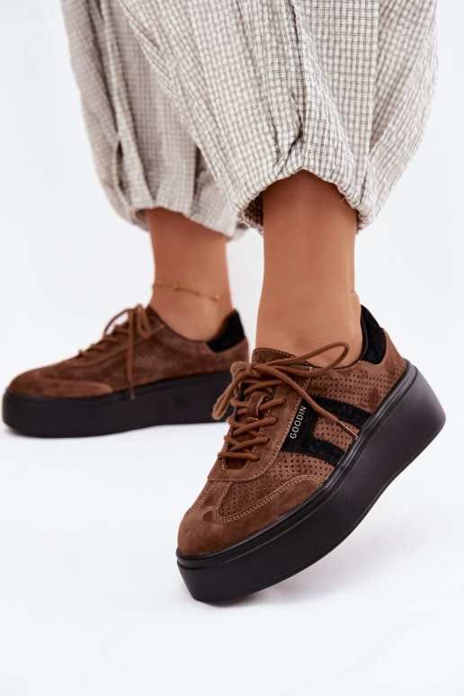 Baskets brunes pour femmes avec plateforme et perforation Umbry