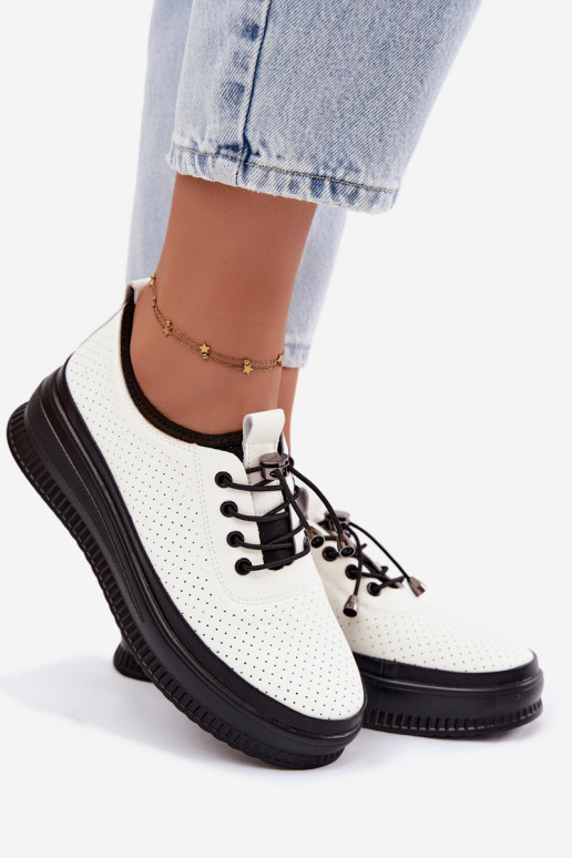 Witte dameschoenen met platform en perforatie Dalila