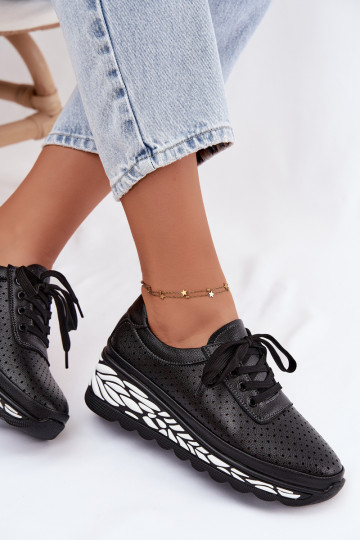 Zwarte dameschoenen met uitsnijdingen en platform Morra
