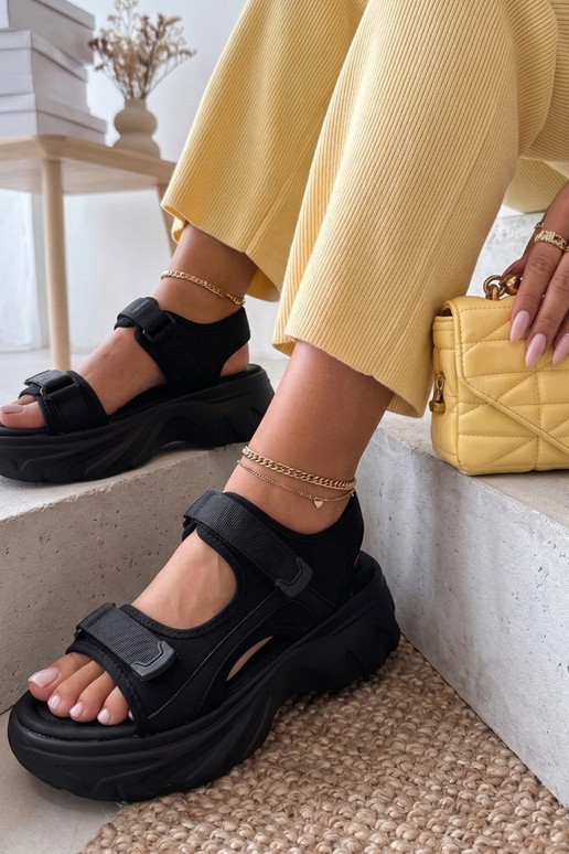 Sandales noires chunky Abigail