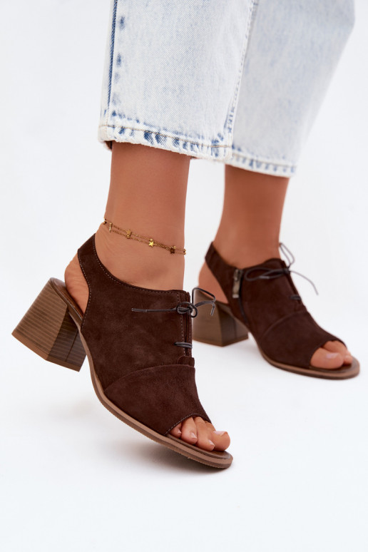 Escarpins en cuir élégants avec des détails stylés Zazoo 40523 couleur chocolat