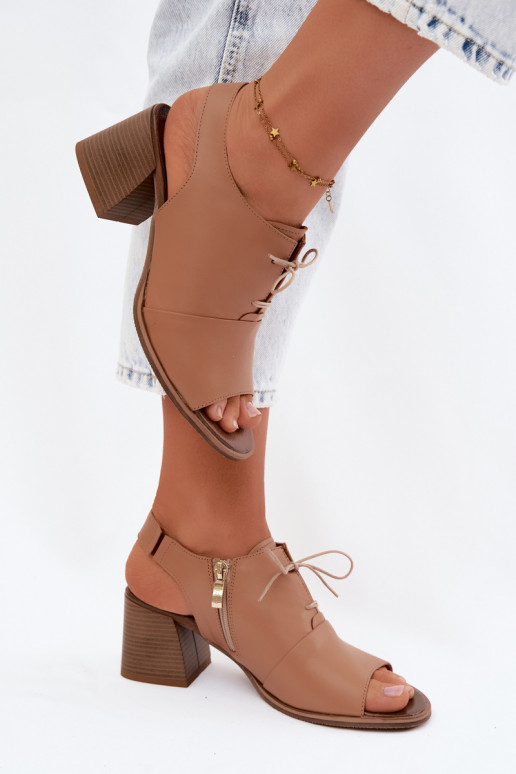 Leren hoge hakken sandalen met stijlvolle details Zazoo 40523 in cappuccino kleur