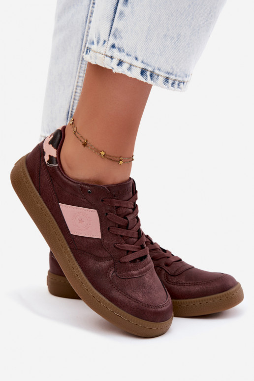 Glanzende sneakers voor dames Big Star UU274016 in bordeaux kleur