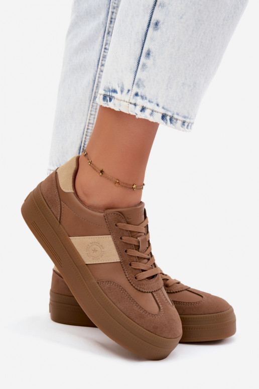 Baskets pour femmes avec plateforme Big Star UU274015 en couleur marron