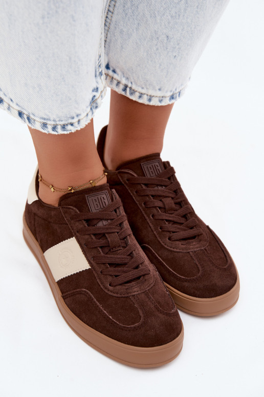 Baskets pour femmes en daim synthétique Big Star UU274008 en couleur chocolat