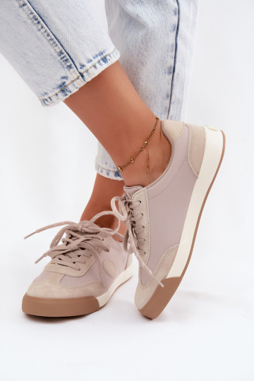 Wildleder-Sneaker für Damen mit doppelten Schnürsenkeln Big Star UU274001 in Sandfarbe 2