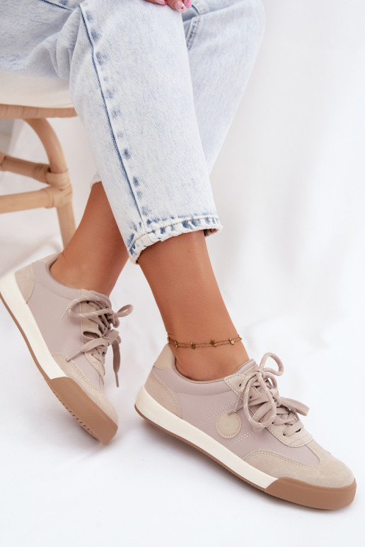 Wildleder-Sneaker für Damen mit doppelten Schnürsenkeln Big Star UU274001 in Sandfarbe
