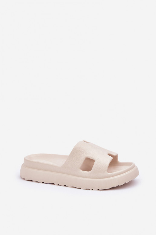 Elfenbeinfarbene leichte Slipper mit Ausschnitten Neladith