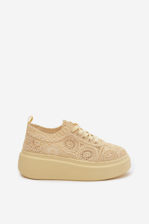 Gele casual schoenen met platform en kantmotieven Evalora