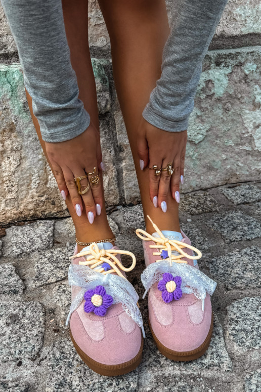 Damen-Sneaker mit schicken Blumen und einer Schleife in rosa Coastelle