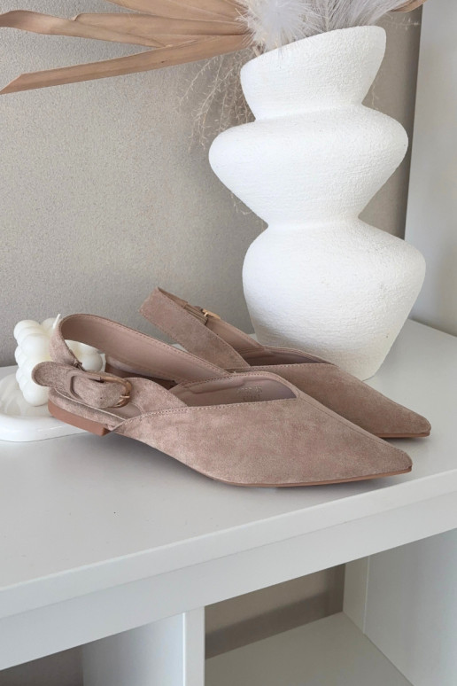 Zandkleurige dames ballerina's met gespen Tanelia