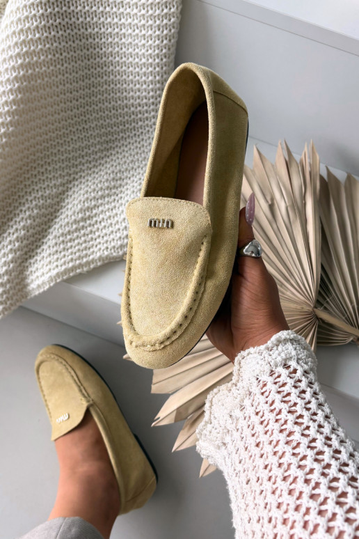 Gele dames mocassins met gouden details Sarivelle