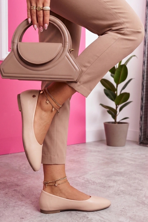 Ballerines beiges avec semelle intérieure douce Corra