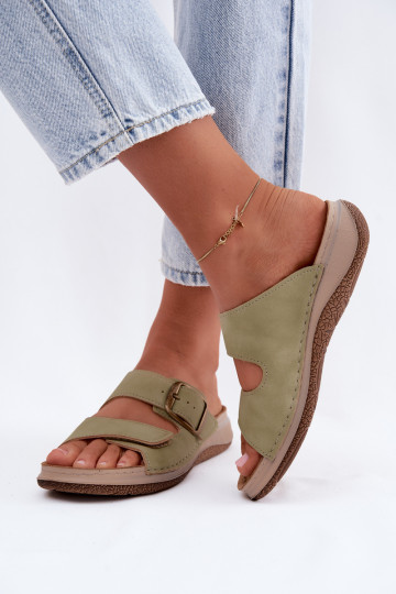 Groene dames slippers met gespen en plakkende sluitingen INBLU LL000006 2