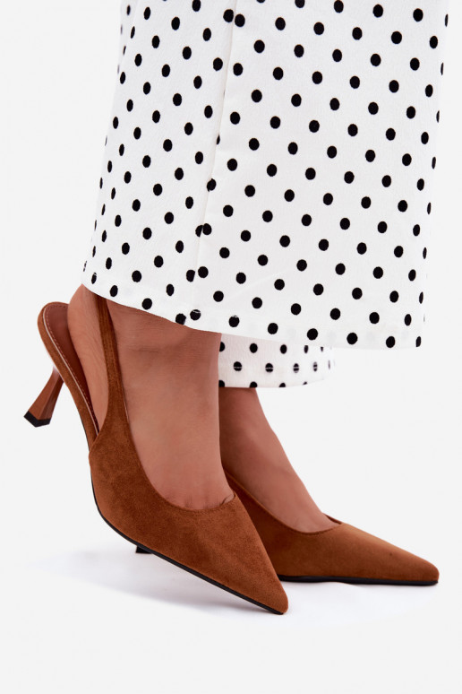 Bruine dames sandalen met dunne hakken van faux suede Saria