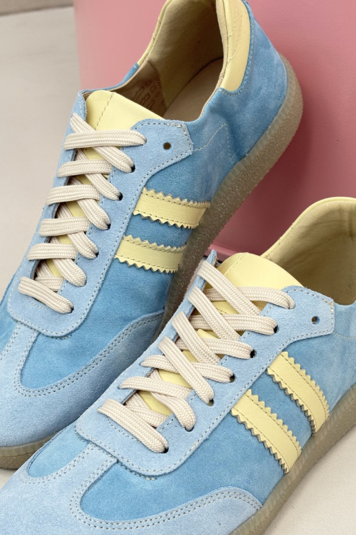 Baskets en daim bleu clair Zazoo N1068