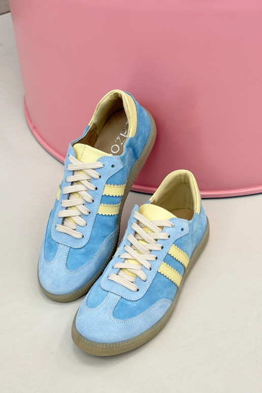 Lichtblauwe suède sneakers Zazoo N1068