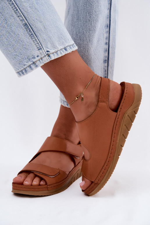 Sandales brunes pour femmes avec plateforme et fermetures adhésives