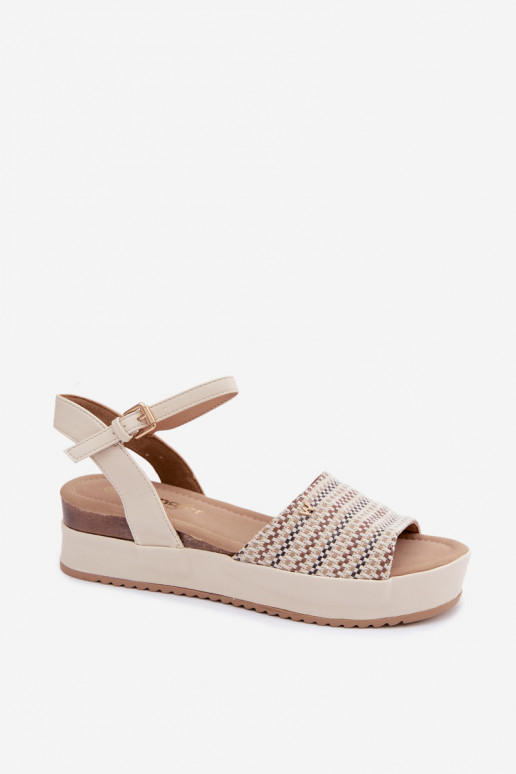 Ivoor kleurige dames sandalen met platform