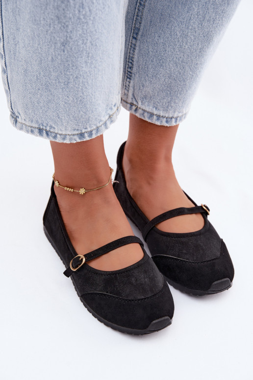 Ballerines de style sportif avec brides noires Charmy