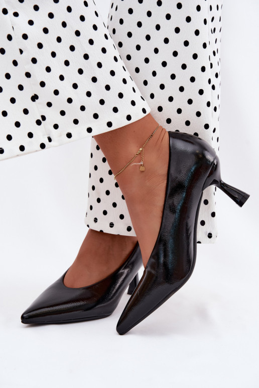 Chaussures pointues avec talons noirs Silenta