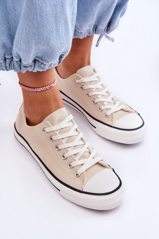 Klassische niedrige Damensneaker in Elfenbein Vegas