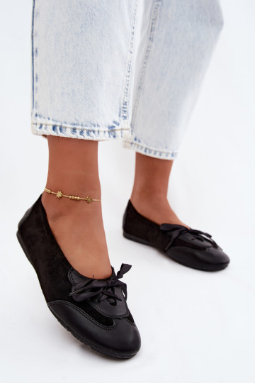 Ballerines sportives noires avec détails élégants Peonia