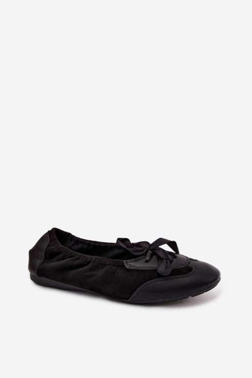 Schwarze sportliche Ballerinas mit stilvollen Details Peonia