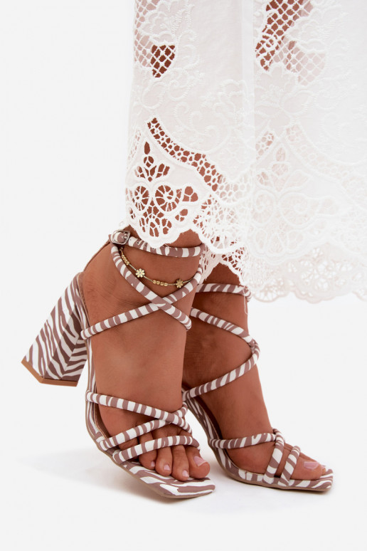 Hoge hakken sandalen in zand Zebra Josette