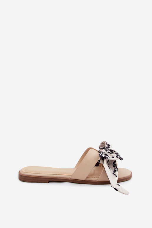 Dames slippers met brede hakken en strikken in zand Caprissa
