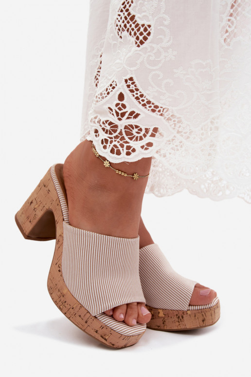Damen-Pantoletten mit Absätzen und Streifen in sandfarben Poplina