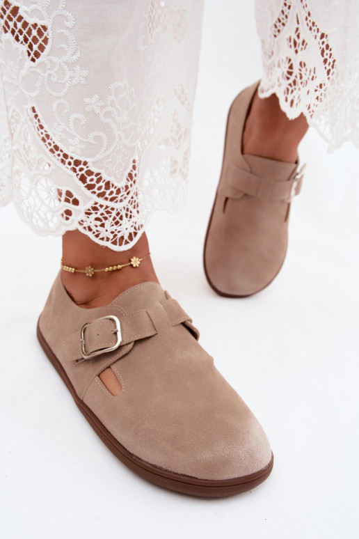 Chaussures pour femmes couleur sable avec boucles en daim synthétique Sombellia