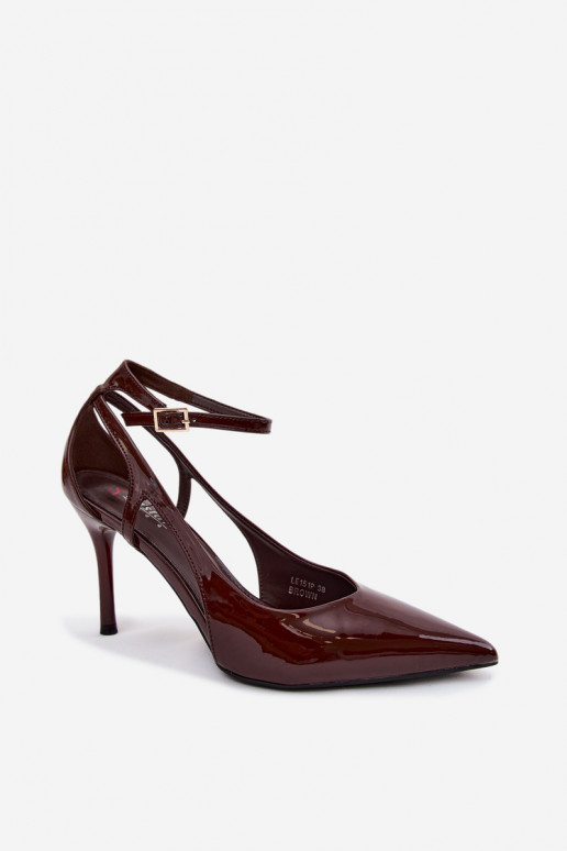 Escarpins avec effet laqué en simili cuir CzekoladoĮe Fionnel