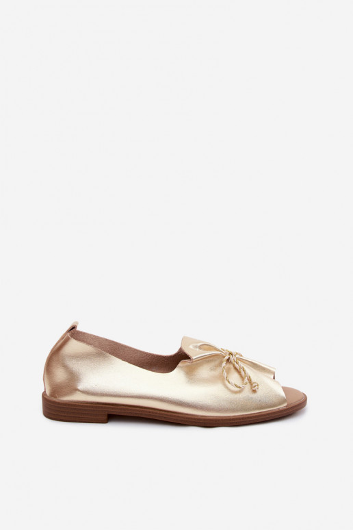 Gouden dames sandalen met decoratieve veters en glanzende afwerking van faux leather Coltrania